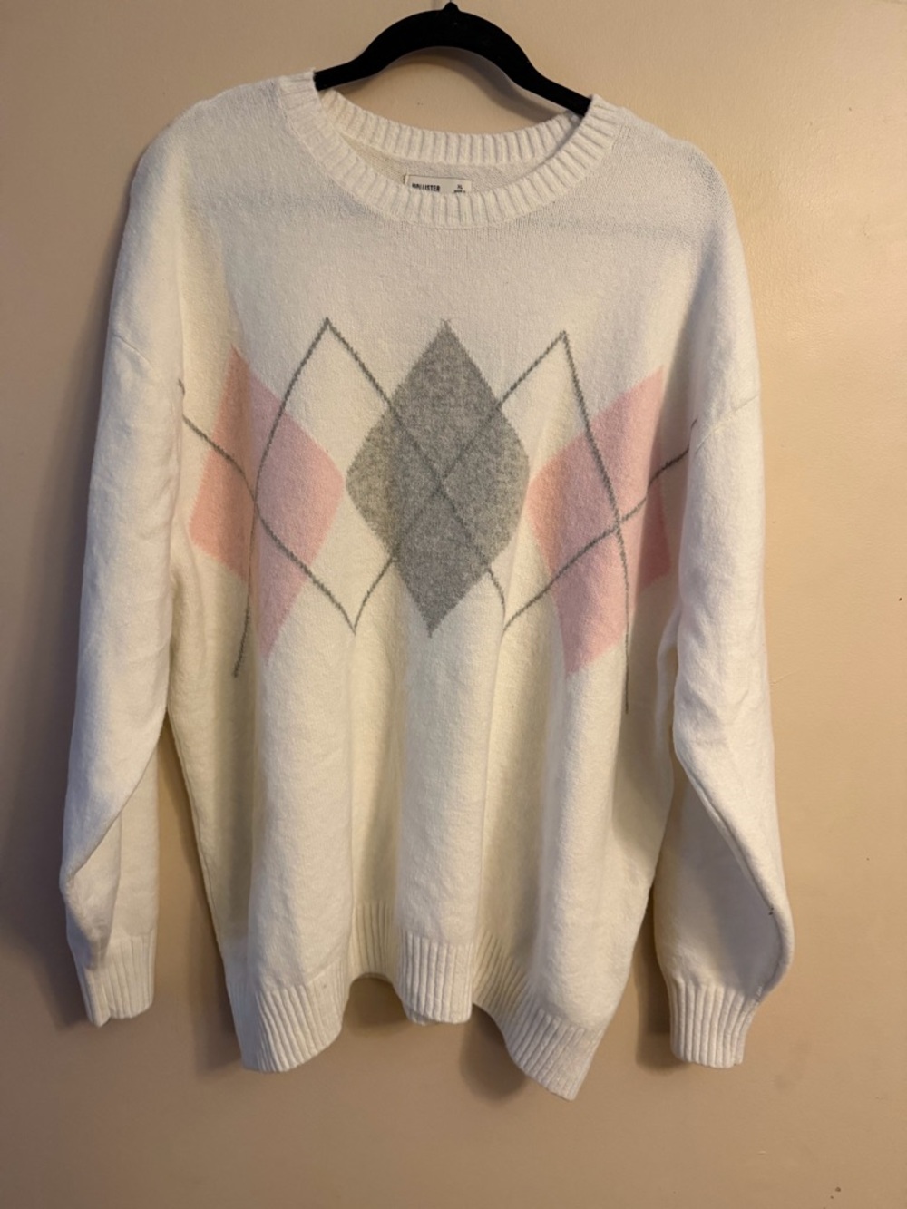 Hollister Cream Argyle Crewneck with Pink & Gray Diamonds